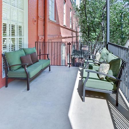 Plaza Suites Downtown New Orleans Exteriör bild