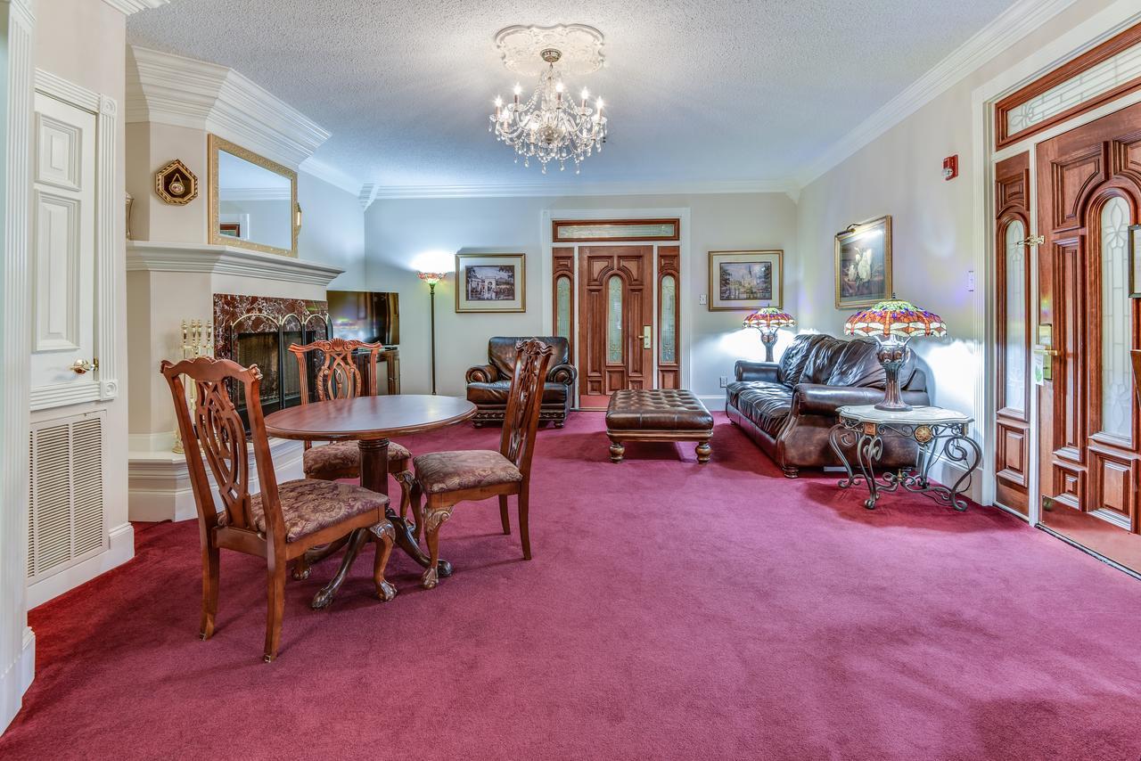 Plaza Suites Downtown New Orleans Exteriör bild